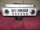 2cf-18802 Colonial Beautiful Ford Car Radio Big Tube Plays Fine