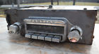 72751402 Pontiac Vintage Super Deluxe Push Button Radio With Knobs