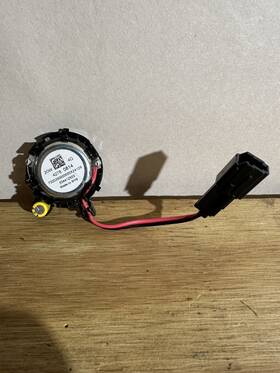 42780814 Bose Speaker