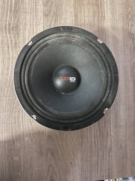 330918079350136076 Ds18 Pro-x8m 8 Ohm Two Wave Edge 550 Watts