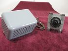 Faa-18808 Fomoco Beautiful Restored Ford Truck Radio Plays Fine