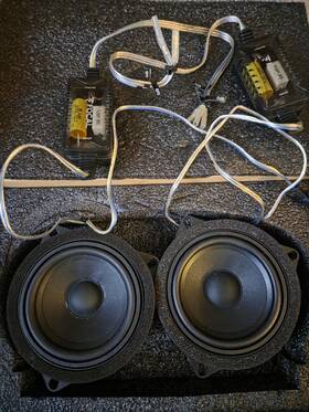 Kintbmwe03 Focal Is Bmw 100l Plug&play 4 Inch 100mm Component Speaker Kit