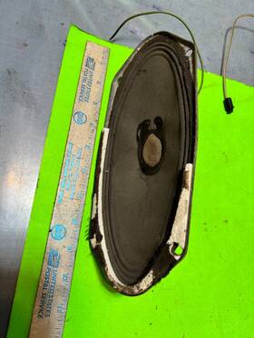 7291442 For Studebaker 7291442/466551 Radio Speaker. Item 27513