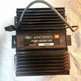 F4sf-18c807-aa Ford-jbl Vintage Premium Sound Amp/1994-1995/thunderbird And Sc/cougar/f4sf-18c807-aa