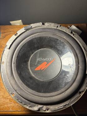Kfc-w2580 Kenwood 10inch Sub Only 1 Works