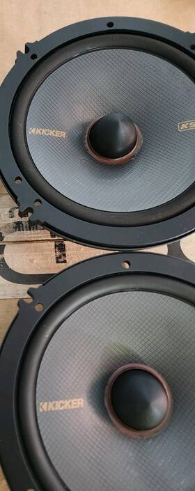 Ksc670 Kicker Pair Of 6.5 Inch 200w Max Car Speakers