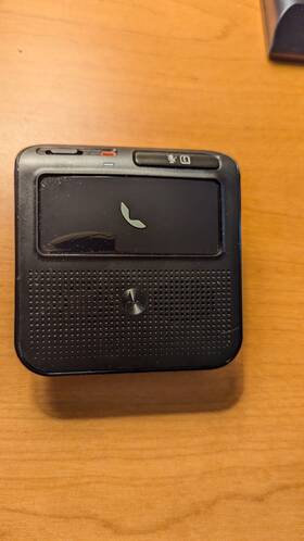 T325 Motorola Black Bluetooth Wireless Visor Advanced In Car Speakerphone