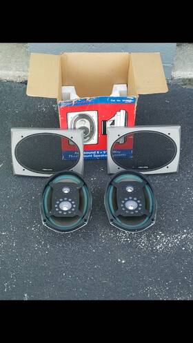 12-1857 Realistic Pair Autosound 6x9 3 Way Flush Mount Speaker System With Box
