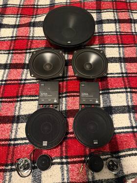 S6.2i Speakers 320i/s Ads A/d/s Speaker Lot - S10s