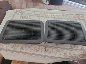 18932-e9zf-18971-b1a Speakers 44372-220 Ford Auto 18932-e9zf-18971-b1a. Worked Great When Removed