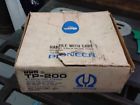 Tp-200 Pioneer Vintage Track Car Stereo With Fm