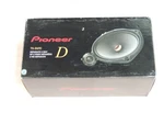 Pioneer TS-D69C 2-WAY, 330 Max Power Component Speakers (pair). Fixed Price $115.00.