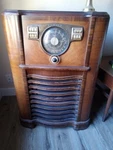 Vintage Zenith Console Radio 1940 8 Tube Chassis. Fixed Price $250.00.