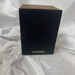Pioneer CS-X500-Q 8 Ohms 30 Watt Bookshelf Or Wall Mountable Single Speaker. Fixed Price $28.00.