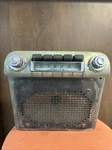 Oldsmobile Deluxe Tube Radio 982698 Gm Usa Original 1940 Domestic Car Rare. Fixed Price $160.00.