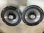 Pioneer (TS-165P) 6.5 Speaker Set Of Two Used. Fixed Price $30.00.