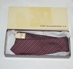 Nwt Vintage 1980'S 100% Silk Necktie Striped Medium Width Nos Kleinhans W/box. Fixed Price $9.95.